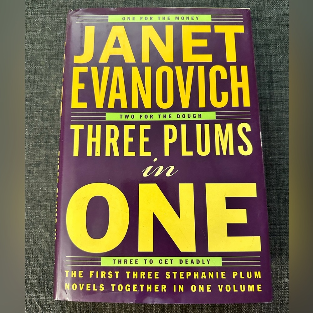 Book - Three Plums in One - by Janet Evanovich